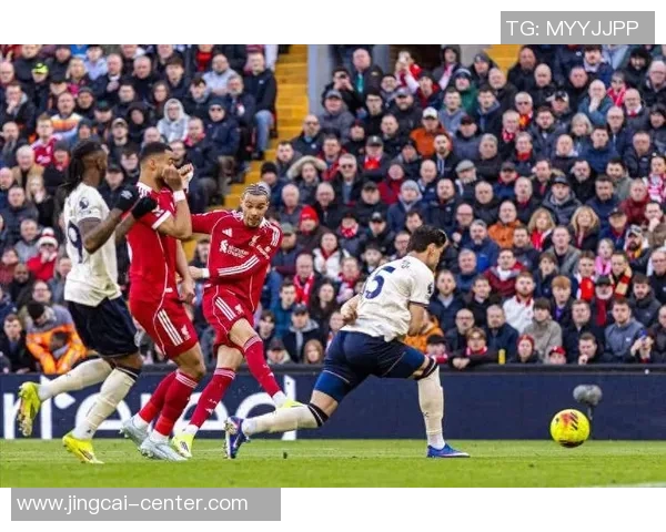 英超激情四射波尔图大胜多特蒙德神扑瞬间点燃全场热情