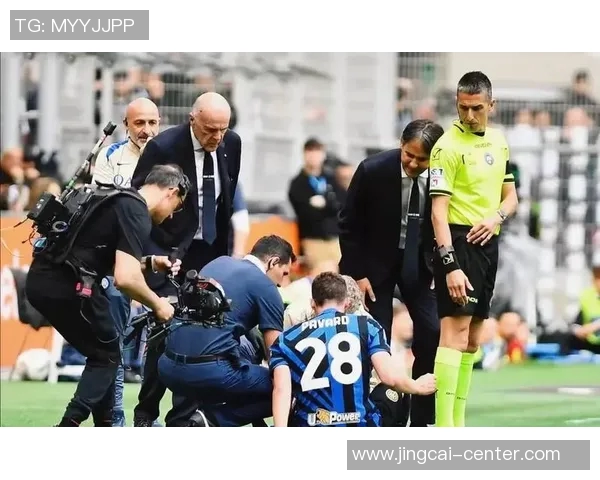 友谊赛精彩回顾拜仁3-0战胜国米争议判罚引发热议